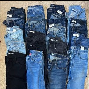 Lot Of 19 Jeans, sizes 26/27/2/4
